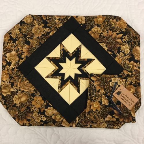 Folded Star Placemat - Family Farm Handcrafts