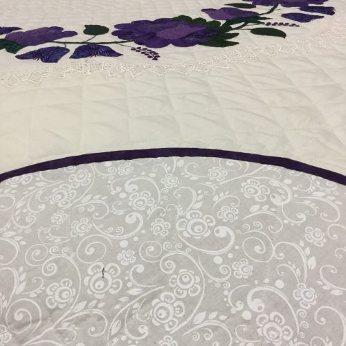 Lacey Heart of Roses Quilt - King - Family Farm Handcrafts