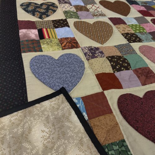 Country Hearts Throw Quilt - Family Farm Handcrafts