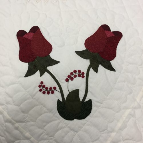 Lacy Heart of Roses Quilt - Queen - Family Farm Handcrafts