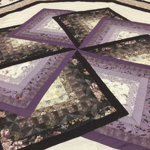 Spin Star Quilt- King- Family Farm Handcrafts