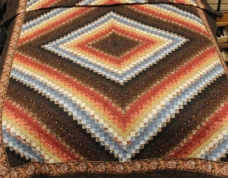 amish handmade scrap quilt for a twin sized bed